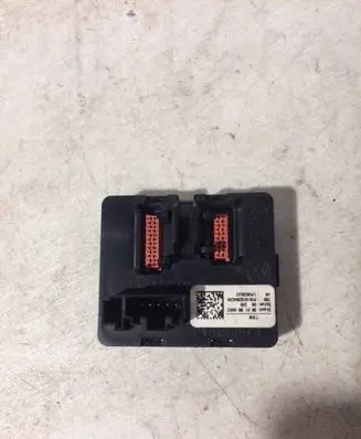 Volkswagen Golf V Steering wheel buttons/switches 1P0959542