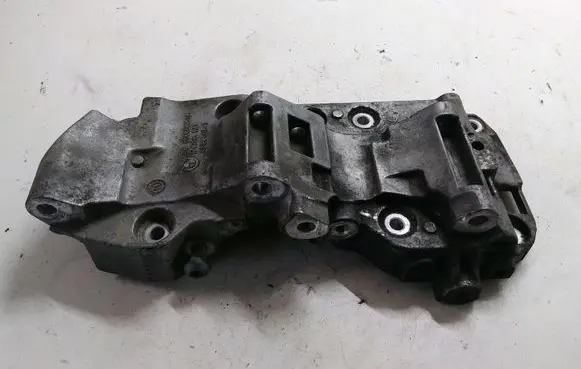 BMW 1 F20 F21 Generator/alternator bracket 1116850686305 850686305