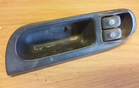 Renault Scenic I Electric window control switch 7700431172 27262