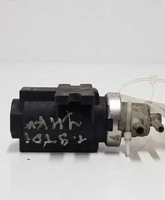 Volkswagen Golf IV Turbo solenoid valve 1JO906627 72290325 01T258