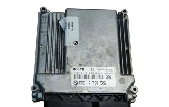 BMW 7 E65 E66 Engine control unit/module 7798506 1039S09353 0281011886