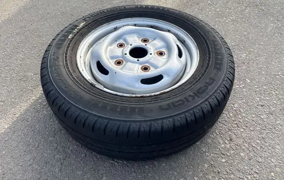 Ford Transit R15 spare wheel 