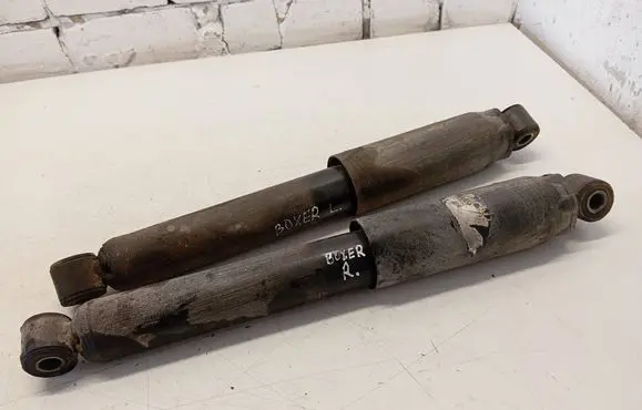 Rear shock absorber/damper