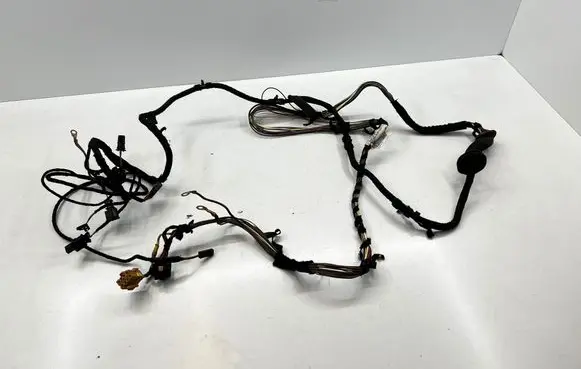 Audi TT TTS Mk2 Tailgate/trunk wiring harness 8J8971147AB B1AB483147ABA