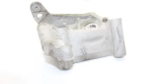 Volvo S90, V90 Engine mounting bracket 31430470