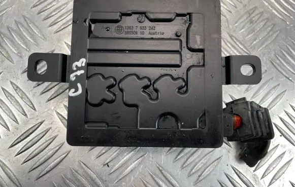 BMW 3 F30 F35 F31 Current control relay 7633242 58650910