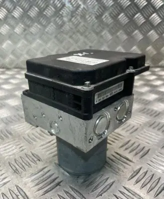 BMW X1 E84 ABS Pump 6795188 6795189