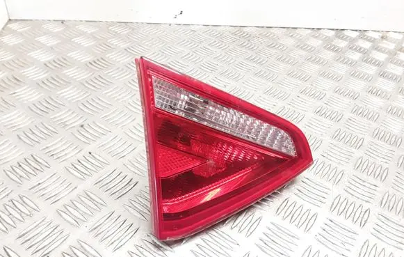 Audi S5 Facelift Tailgate rear/tail lights 8T0945093