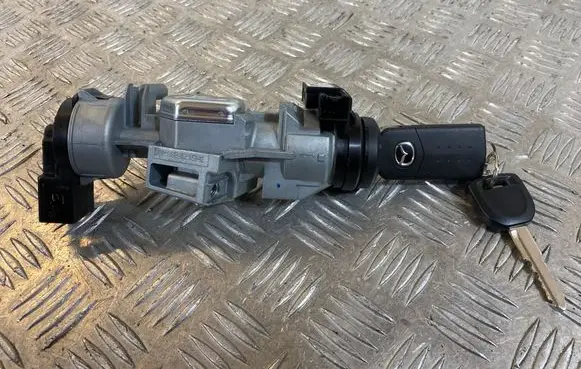 Mazda 3 II Ignition lock 3M513F880AE