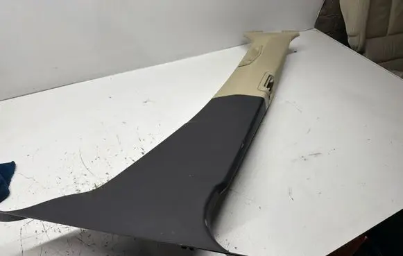 Volvo XC60 (D) pillar trim (bottom) BQ2FA