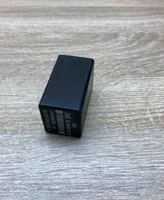 Mercedes-Benz E W124 Other relay 0035454805 05391010