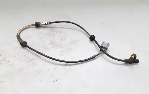Nissan Leaf I (ZE0) ABS rear brake sensor 479003NA0A A24060185