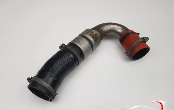 Ford C-MAX II Intercooler hose/pipe