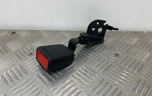 Audi A7 S7 4K8 Rear seatbelt buckle 4K8857740A
