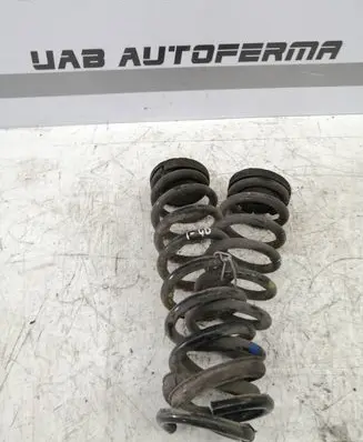 Hyundai i40 Rear coil spring