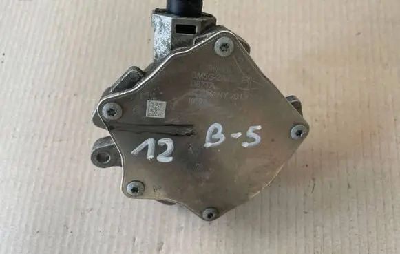 Ford C-MAX II Vacuum pump BM5G2A451EC 1039 D877A