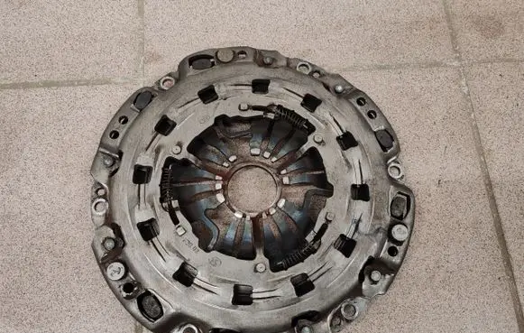 Mercedes-Benz A W169 Pressure plate A0192501701