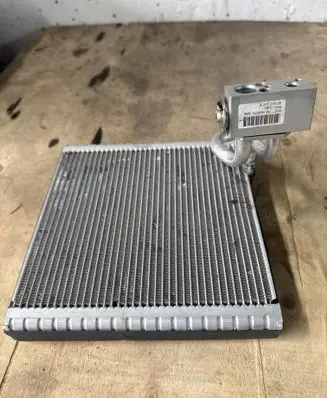 Renault Master III Air conditioning (A/C) expansion valve A31101500 52358590