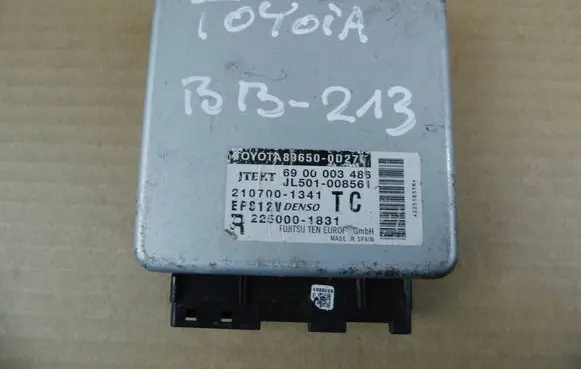Toyota Yaris Power steering control unit/module 896500D275