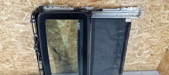 Suzuki Grand Vitara II Sunroof set 