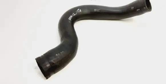 Volvo V70 Engine coolant pipe/hose 08671393