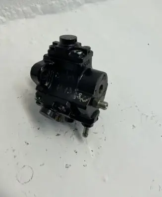 Opel Astra H Fuel injection high pressure pump 0445010155 0055206680