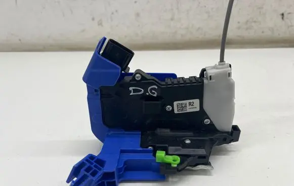Hyundai Kona II Rear door lock 81420DF200