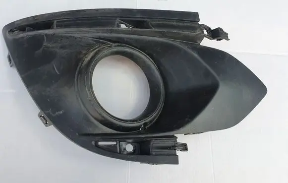 Mitsubishi Space Star Front bumper lower grill 6402A392