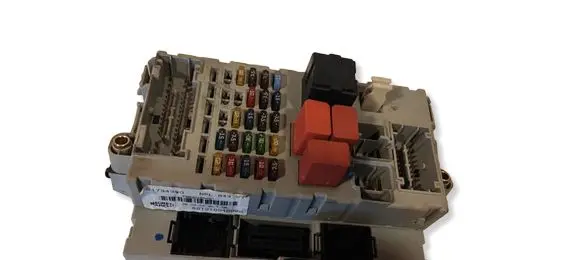 Lancia Ypsilon Fuse module 51734380