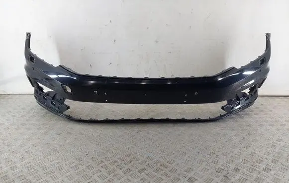 Volkswagen PASSAT B8 Front bumper 3G0807221D