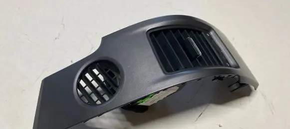 Honda CR-V Dashboard side air vent grill/cover trim 77630SWWG010M1 77630SWA