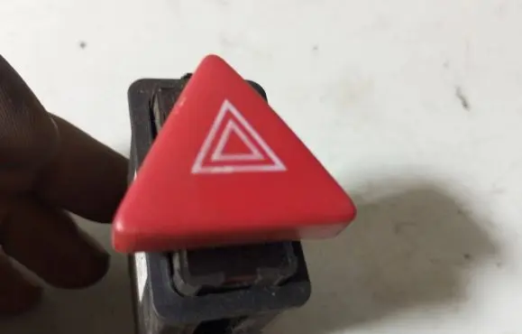 Skoda Octavia Mk1 (1U) Hazard light switch 1U0953235B