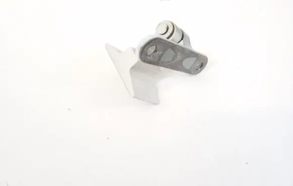 BMW 5 F10 F11 Front door lower hinge 7199575