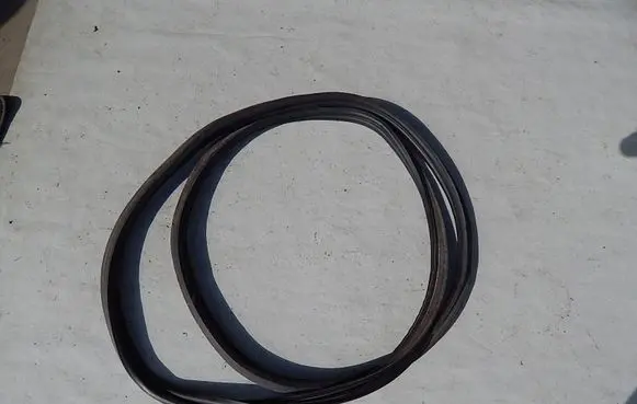Opel Antara Rubber seal tailgate window/glass 