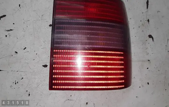 Volkswagen PASSAT B4 Rear/tail lights 3a9945112b