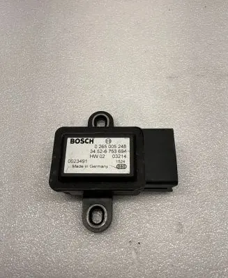 BMW 5 E39 ESP acceleration yaw rate sensor 34526753694 0265005248