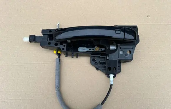 Audi Q7 4M Rear door exterior handle 4M0837885A