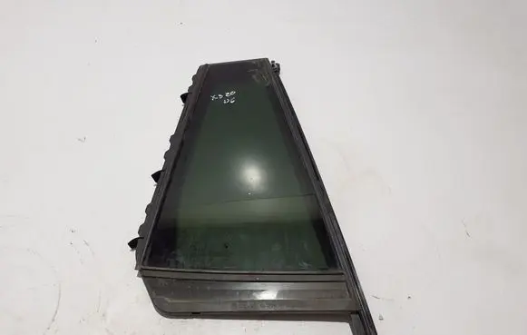 BMW X3 G01 Rear vent window glass 7410056