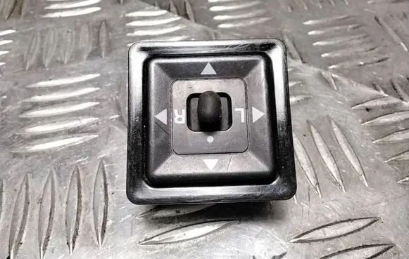 Mitsubishi Galant Wing mirror switch 2775