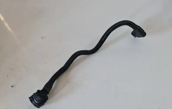 Volvo XC90 Engine coolant pipe/hose 31493032