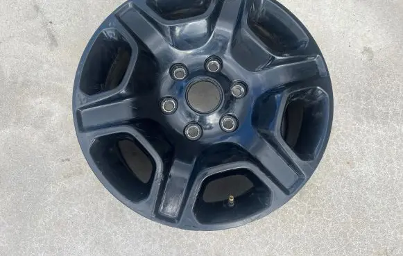 R17 alloy rim