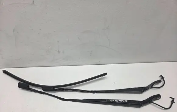 Peugeot Partner III Front wiper blade arm W75596