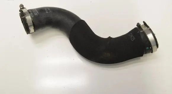 Audi A4 S4 B8 8K Intercooler hose/pipe 8K0145737J