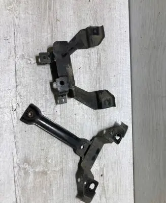 Engine bonnet/hood lock trim molding