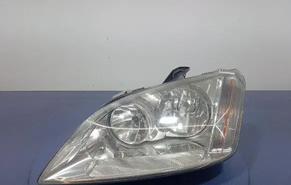 Ford Focus C-MAX Headlight/headlamp 3M5113101AA
