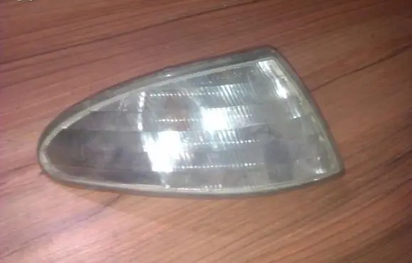 Ford Mondeo MK I Front indicator light 93g13368ab