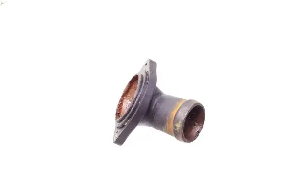 Audi A4 S4 B5 8D Engine coolant pipe/hose 048121121B