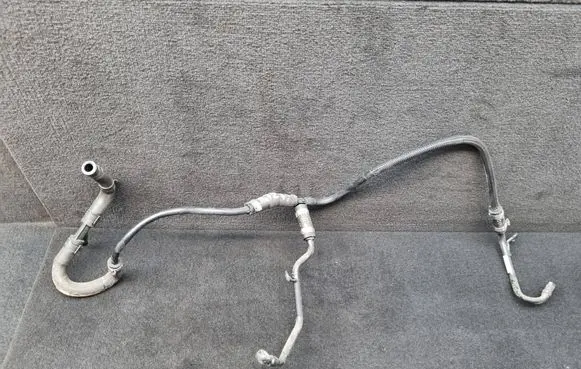 Audi A4 S4 B7 8E 8H Engine coolant pipe/hose 059121398 059121399 059121086F
