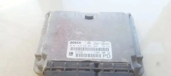Opel Zafira A Engine control unit/module 0281010268 24417169