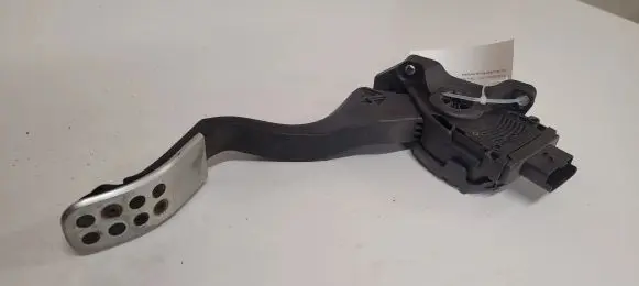 Citroen DS3 Accelerator throttle pedal 9671433880